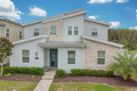 Casa en Kissimmee, Florida 7 dormitorios, 371.05 m2 № 2375429