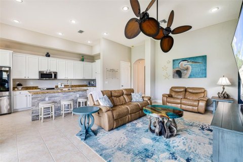 House in Port Charlotte, Florida 5 bedrooms, 302.12 sq.m. № 1815481 - photo 13