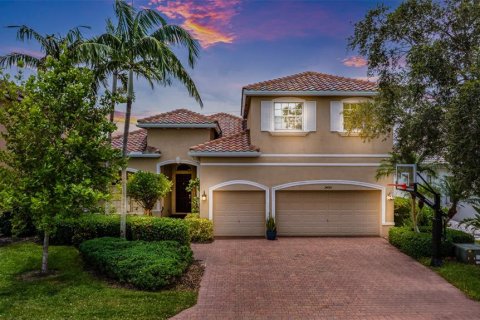 House in Port Charlotte, Florida 5 bedrooms, 302.12 sq.m. № 1815481 - photo 1