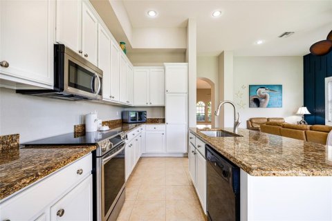House in Port Charlotte, Florida 5 bedrooms, 302.12 sq.m. № 1815481 - photo 16