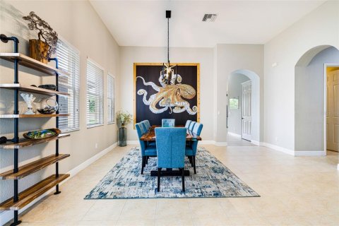 House in Port Charlotte, Florida 5 bedrooms, 302.12 sq.m. № 1815481 - photo 5
