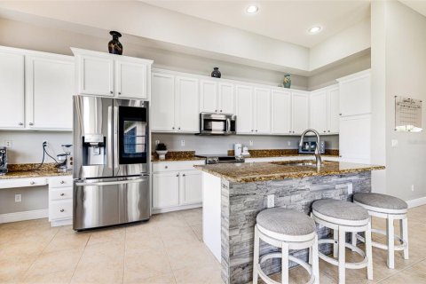 House in Port Charlotte, Florida 5 bedrooms, 302.12 sq.m. № 1815481 - photo 15