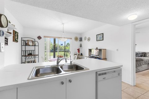 Condo in Davie, Florida, 2 bedrooms  № 2086988 - photo 26