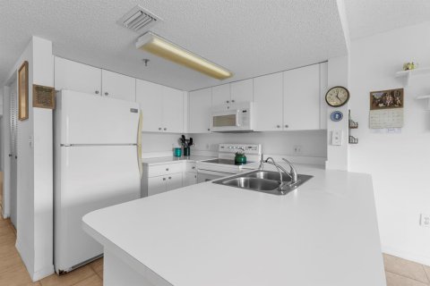 Condo in Davie, Florida, 2 bedrooms  № 2086988 - photo 24