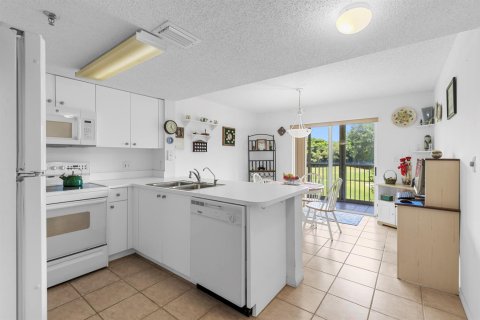Condo in Davie, Florida, 2 bedrooms  № 2086988 - photo 25