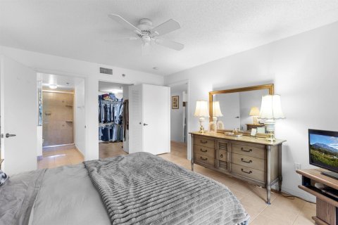 Condo in Davie, Florida, 2 bedrooms  № 2086988 - photo 13