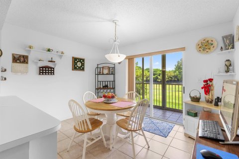 Condo in Davie, Florida, 2 bedrooms  № 2086988 - photo 11