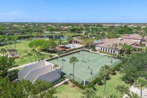 Купить виллу или дом в Паркленд, Флорида 5 спален, 382.85м2, № 1228607 - фото 1