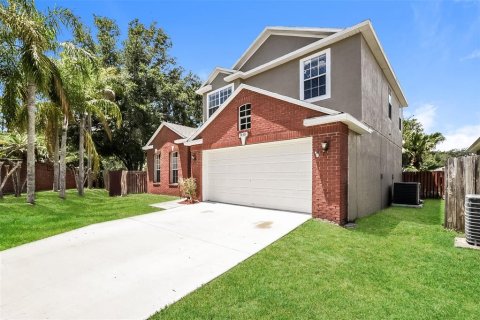 Villa ou maison à vendre à Orlando, Floride: 3 chambres, 199.65 m2 № 2229883 - photo 2