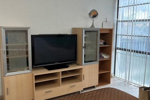 Купить кондоминиум в Авентура, Флорида 3 спальни, 137.68м2, № 2054564 - фото 18