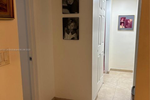 Купить кондоминиум в Авентура, Флорида 3 спальни, 137.68м2, № 2054564 - фото 15