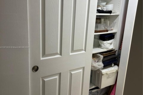 Купить кондоминиум в Авентура, Флорида 3 спальни, 137.68м2, № 2054564 - фото 14