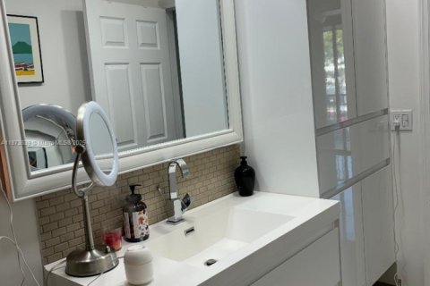 Купить кондоминиум в Авентура, Флорида 3 спальни, 137.68м2, № 2054564 - фото 22