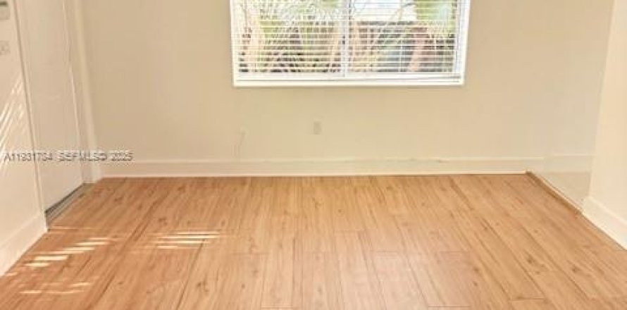 Apartamento en Miami, Florida 1 dormitorio № 1990367