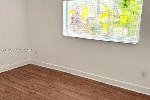 Apartamento en alquiler en Miami, Florida, 1 dormitorio № 1990367 - foto 12