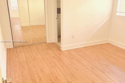 Apartamento en alquiler en Miami, Florida, 1 dormitorio № 1990367 - foto 16