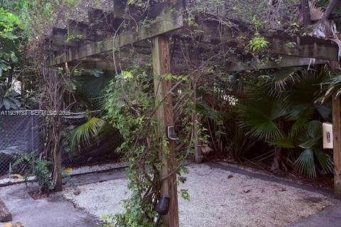 Apartamento en alquiler en Miami, Florida, 1 dormitorio № 1990367 - foto 20