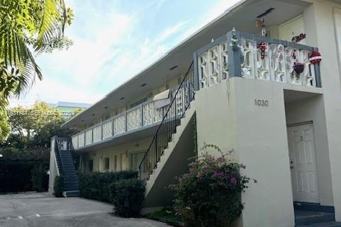 Apartamento en alquiler en Miami, Florida, 1 dormitorio № 1990367 - foto 22
