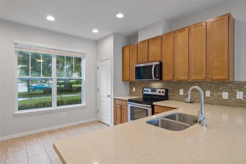 Touwnhouse à louer à Windermere, Floride: 3 chambres, 160.16 m2 № 2416799 - photo 8