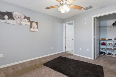 House in Tampa, Florida 3 bedrooms, 130.34 sq.m. № 2259055 - photo 18