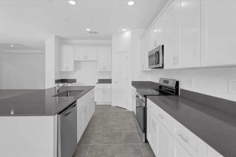 Casa en alquiler en Apopka, Florida, 4 dormitorios, 241.27 m2 № 1836977 - foto 8