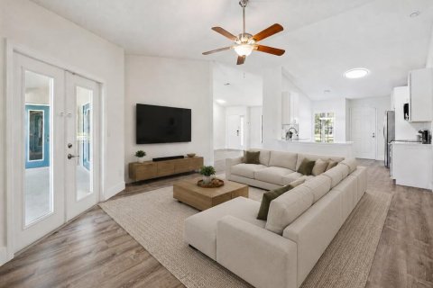 House in Orlando, Florida 3 bedrooms, 181.44 sq.m. № 2258781 - photo 14