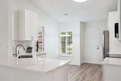 House in Orlando, Florida 3 bedrooms, 181.44 sq.m. № 2258781 - photo 19