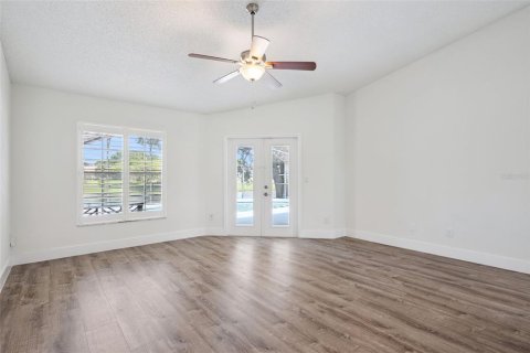 House in Orlando, Florida 3 bedrooms, 181.44 sq.m. № 2258781 - photo 17