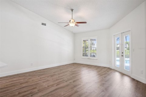 House in Orlando, Florida 3 bedrooms, 181.44 sq.m. № 2258781 - photo 16
