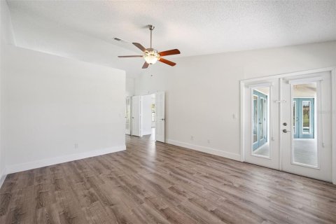 House in Orlando, Florida 3 bedrooms, 181.44 sq.m. № 2258781 - photo 27