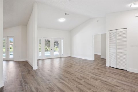 House in Orlando, Florida 3 bedrooms, 181.44 sq.m. № 2258781 - photo 12