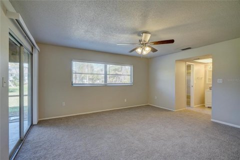 House in Port Charlotte, Florida 3 bedrooms, 126.81 sq.m. № 1444143 - photo 24