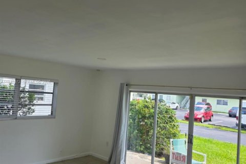 Снять в аренду кондоминиум в Майами, Флорида 1 спальня, 57.6м2, № 2003184 - фото 17