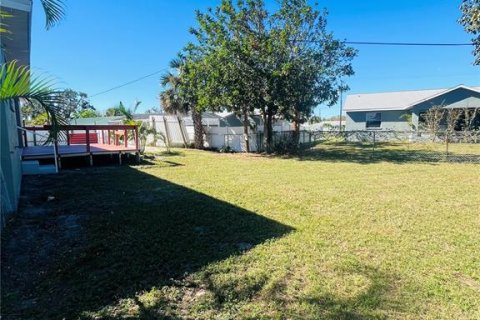 House in Apollo Beach, Florida 3 bedrooms, 120.87 sq.m. № 1530845 - photo 3