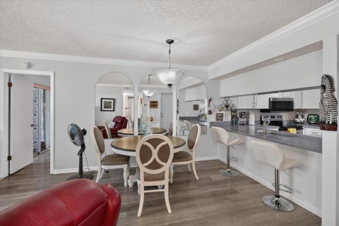 Copropriété à vendre à Hudson, Floride: 2 chambres, 102.47 m2 № 2399406 - photo 4