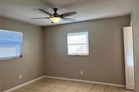Villa ou maison à louer à Orlando, Floride: 3 chambres, 130.25 m2 № 2425297 - photo 9