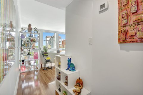 Condo in Coral Gables, Florida  № 1953799 - photo 7