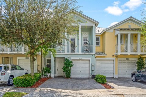 Купить таунхаус в Дорал, Флорида 3 спальни, 186.55м2, № 1957259 - фото 2