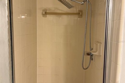Condo in Orlando, Florida, 2 bedrooms № 2118751 - photo 14