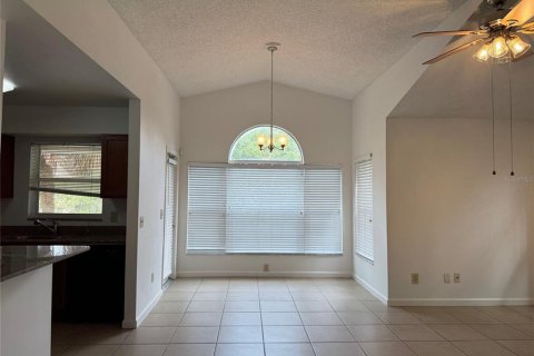 Condo in Orlando, Florida, 2 bedrooms № 2118751 - photo 4