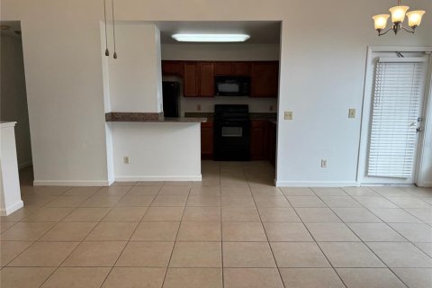 Condo in Orlando, Florida, 2 bedrooms № 2118751 - photo 3