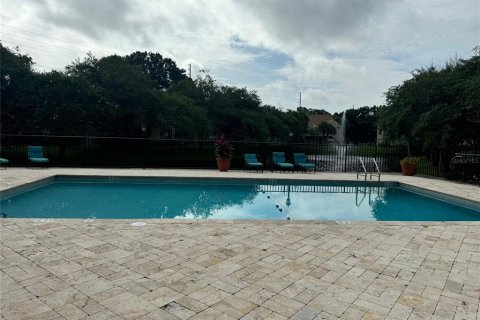 Condo in Orlando, Florida, 2 bedrooms № 2118751 - photo 18