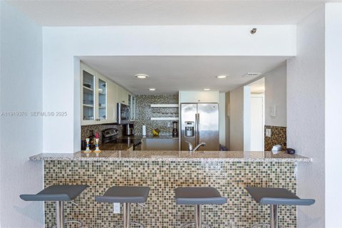 Copropriété à vendre à Miami, Floride: 1 chambre, 82.68 m2 № 1976399 - photo 7