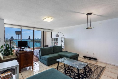 Copropriété à vendre à Miami, Floride: 1 chambre, 82.68 m2 № 1976399 - photo 5