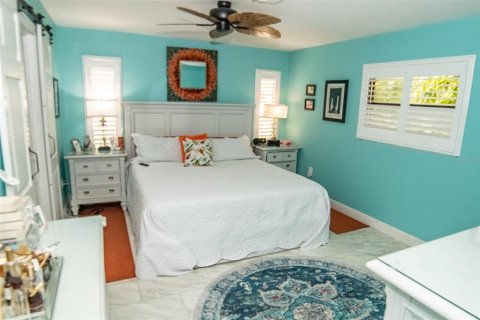 House in Punta Gorda, Florida 3 bedrooms, 175.86 sq.m. № 1883260 - photo 18