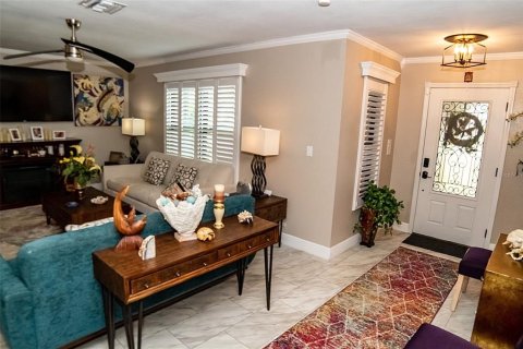 House in Punta Gorda, Florida 3 bedrooms, 175.86 sq.m. № 1883260 - photo 3