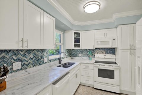 Villa ou maison à vendre à Saint Petersburg, Floride: 3 chambres, 96.8 m2 № 2152179 - photo 8