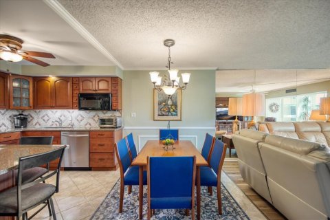 Condominio en venta en Clearwater, Florida, 2 dormitorios, 121.7 m2 № 1540330 - foto 12
