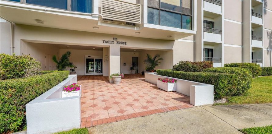 Condominio en Clearwater, Florida, 2 dormitorios  № 1540330