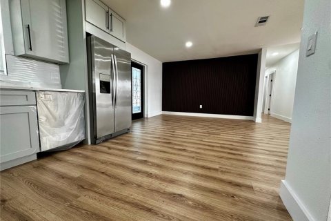 Villa ou maison à vendre à Lakeland, Floride: 4 chambres, 184.04 m2 № 1901190 - photo 15
